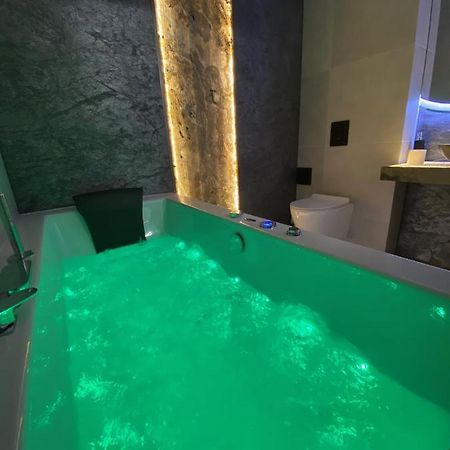 Silver Shine Jacuzzi Krakow Dış mekan fotoğraf