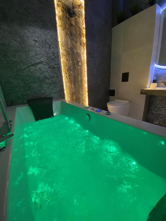 Silver Shine Jacuzzi Krakow Dış mekan fotoğraf