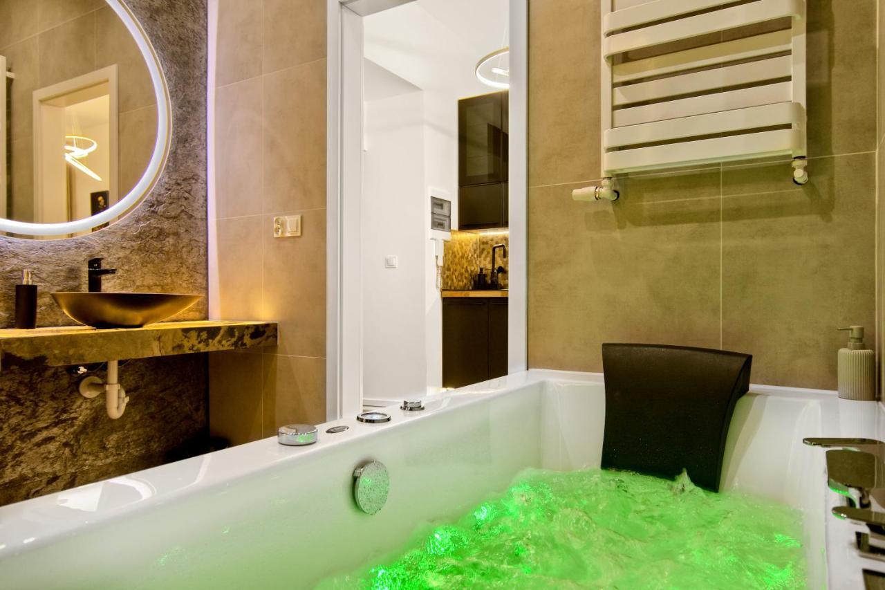 Silver Shine Jacuzzi Krakow Dış mekan fotoğraf